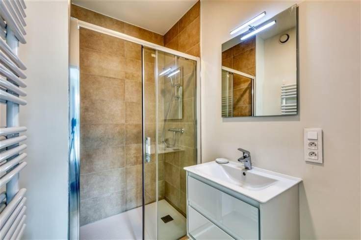 Splendide Appartement Au Centre De Liege - Complexe Paradis Express ภายนอก รูปภาพ