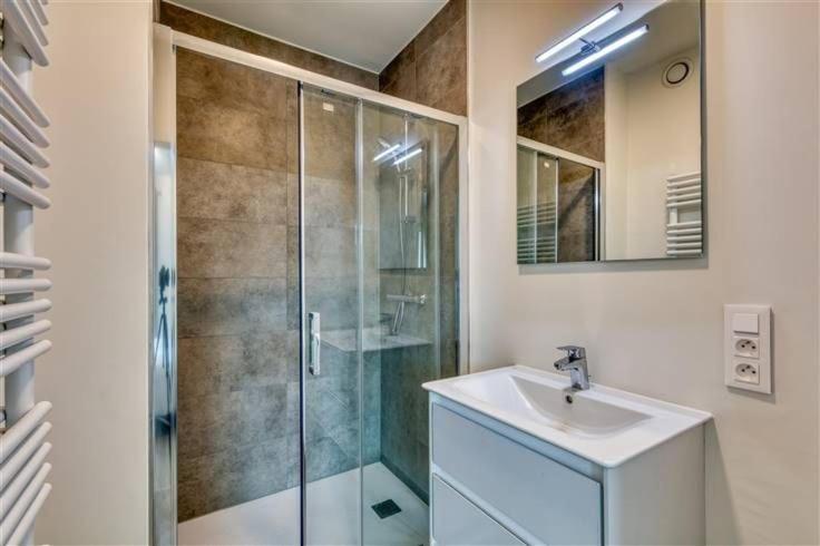 Splendide Appartement Au Centre De Liege - Complexe Paradis Express ภายนอก รูปภาพ